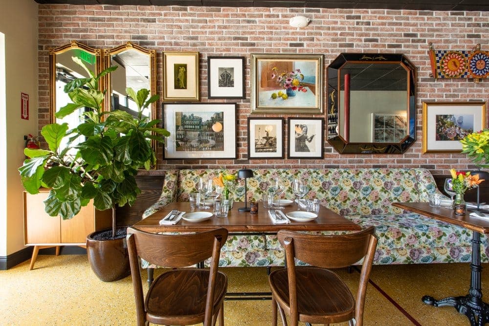 sospiro wine bar